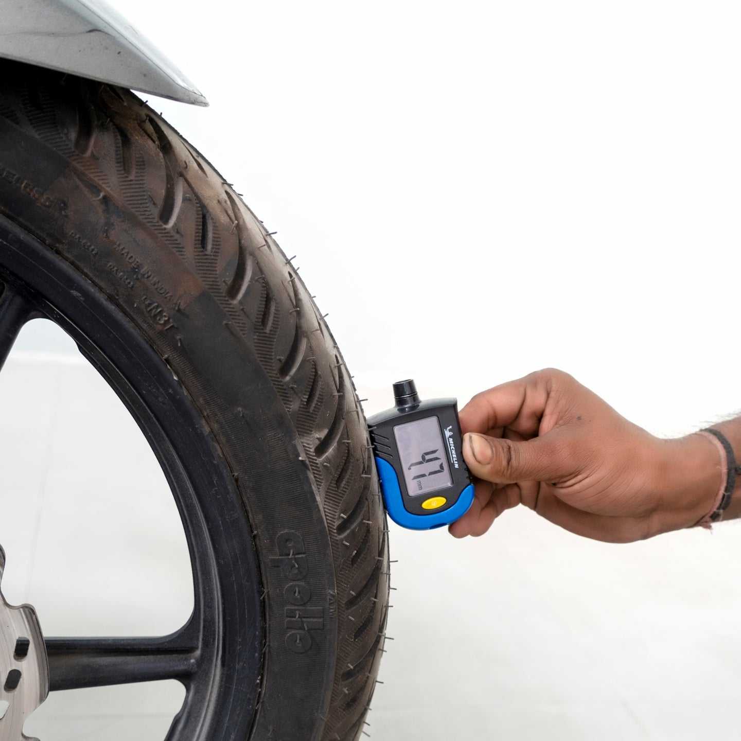 TVS Apache 160 - Image 5