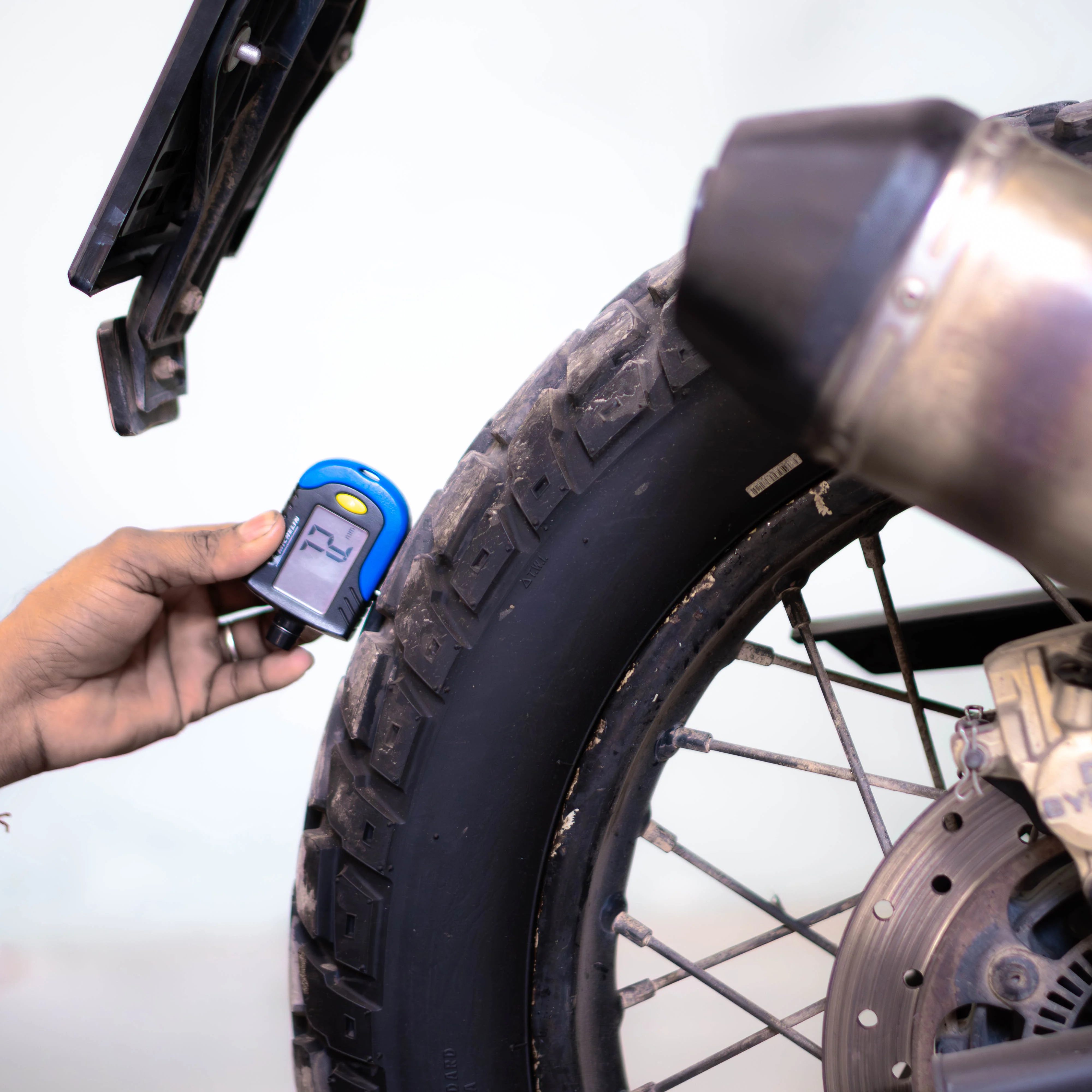 Royal Enfield Himalayan - Image 5