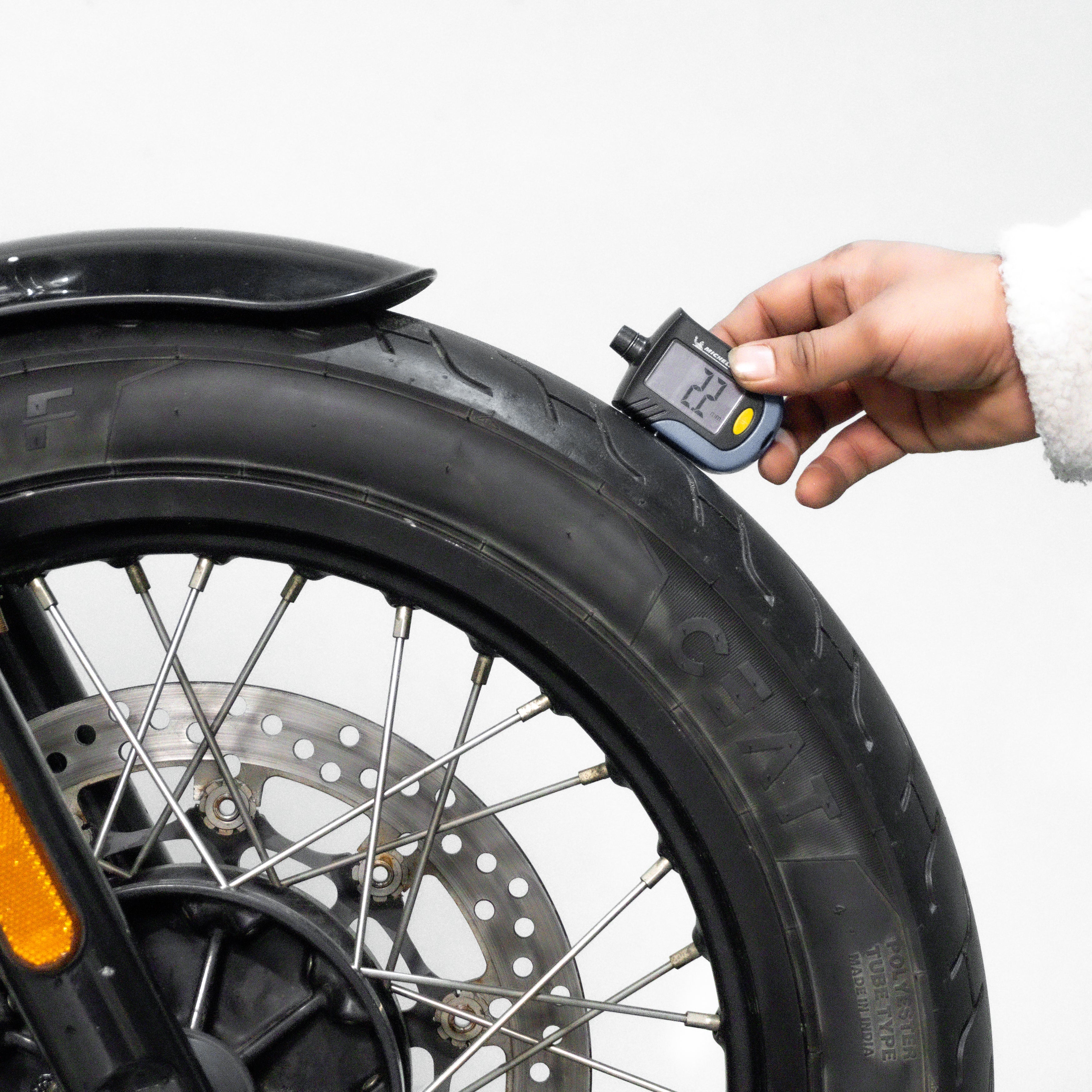 Royal Enfield Interceptor 650 - Image 4