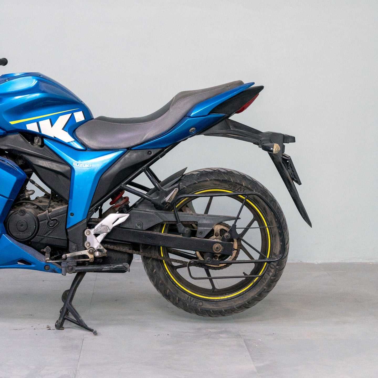 Suzuki Gixxer SF - Image 6