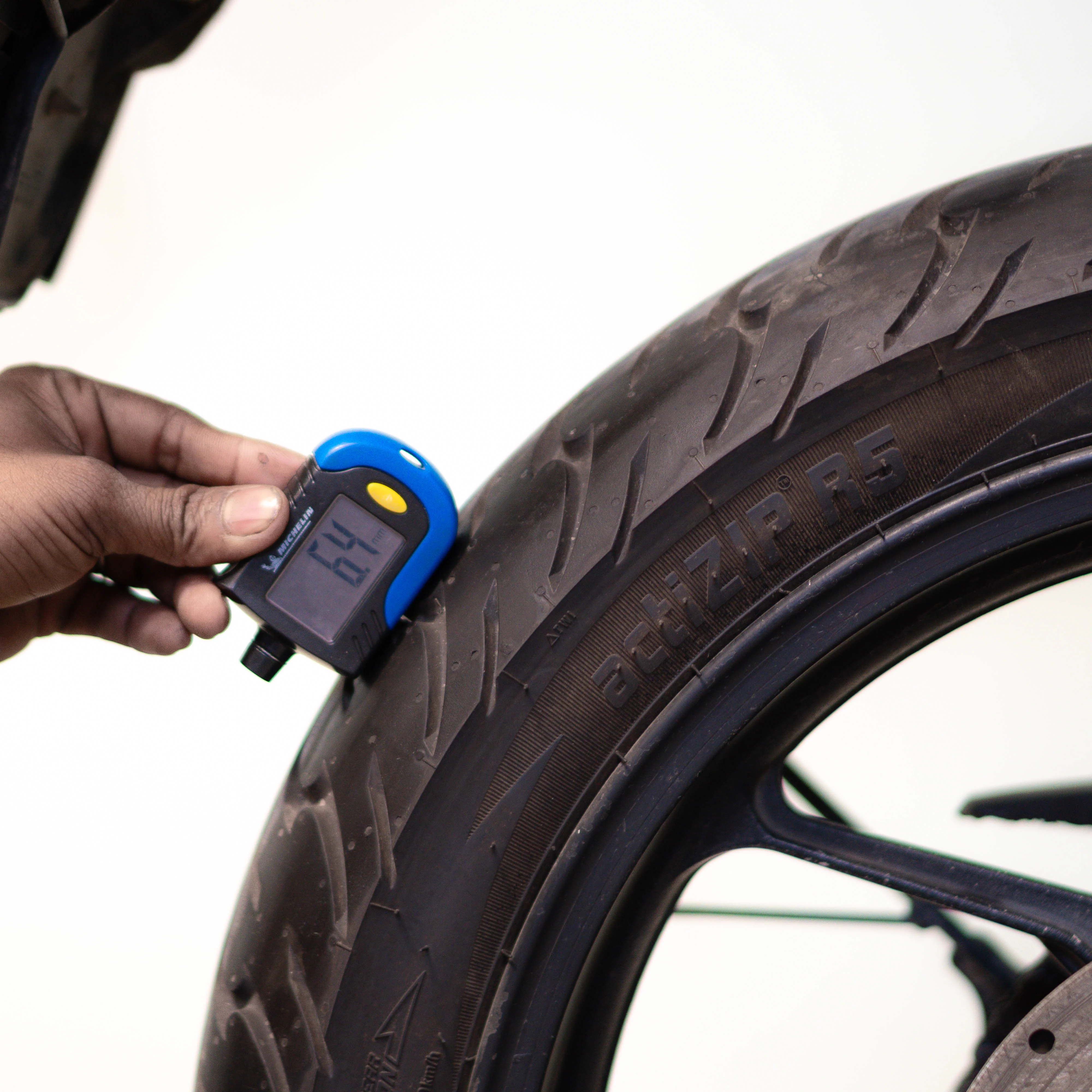 Suzuki Gixxer SF 150 - Image 6