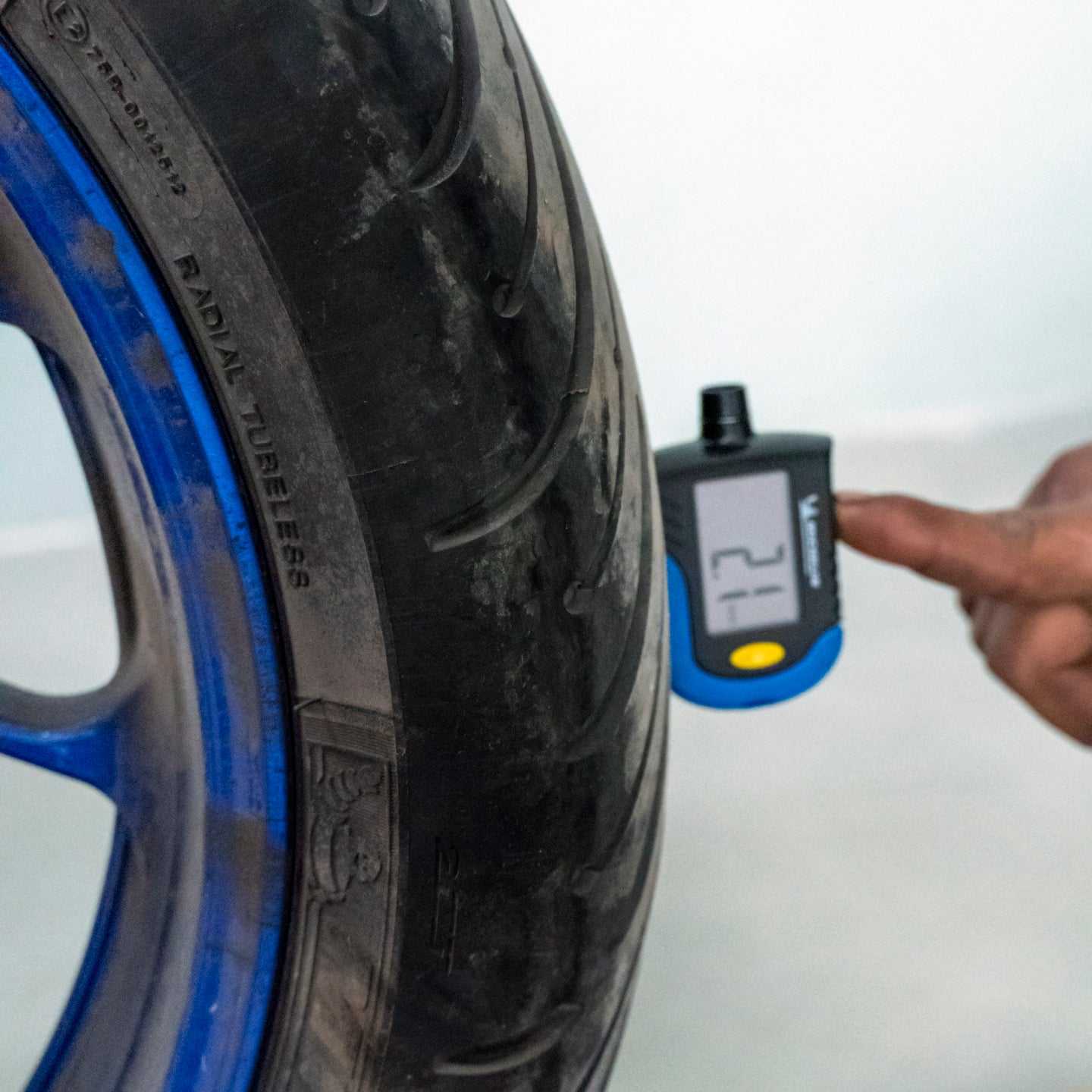 Yamaha R15 M - Image 3